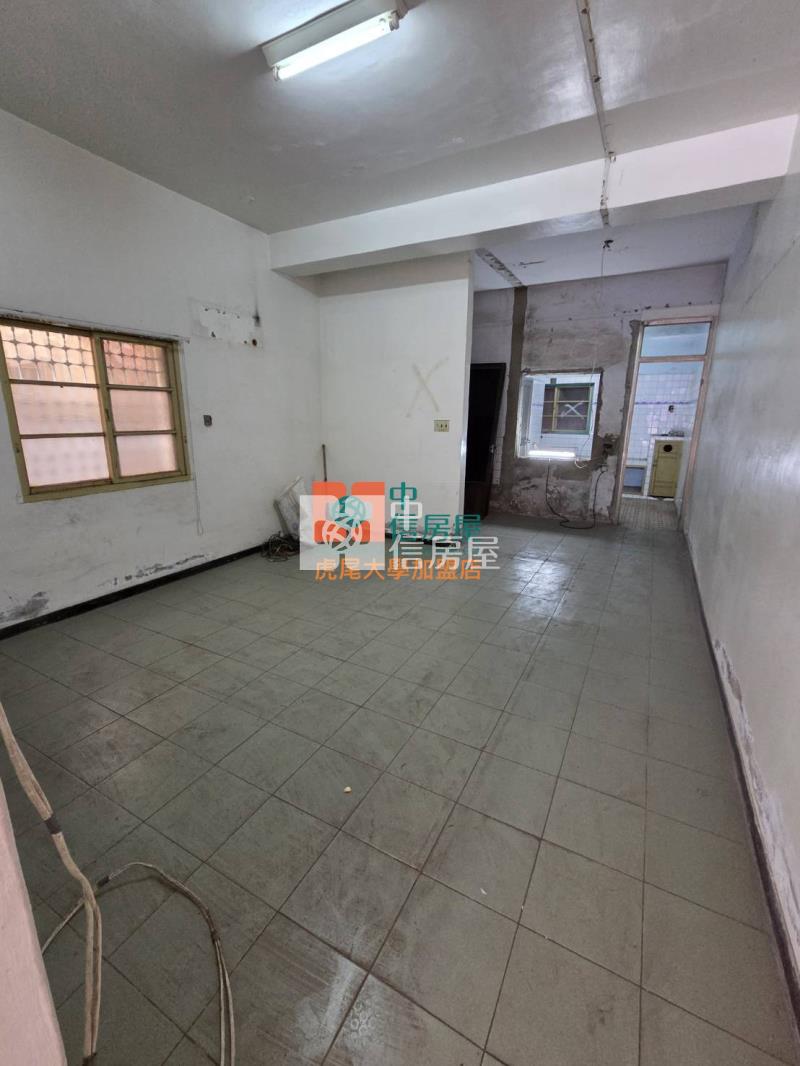 斗南近市區便宜透天房屋室內格局與周邊環境