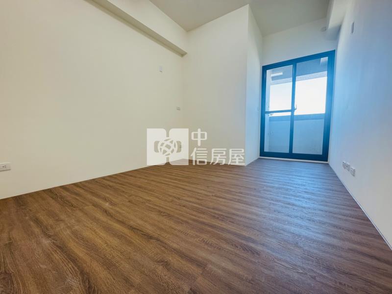 國三旁兩房平車華廈房屋室內格局與周邊環境