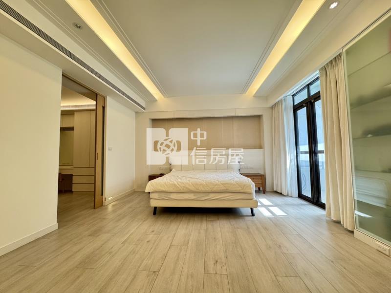 草屯公園旁電梯別墅房屋室內格局與周邊環境