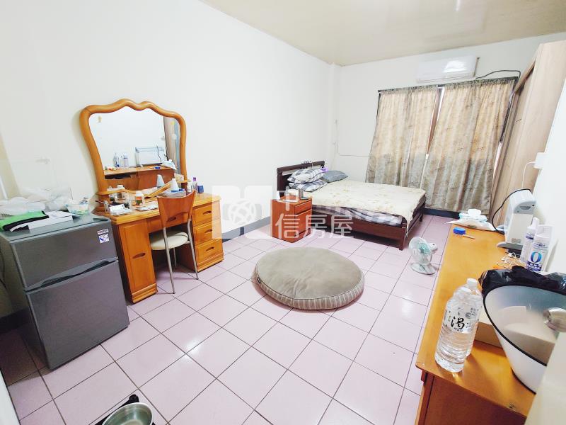 漢神百貨仁美國小透天房屋室內格局與周邊環境