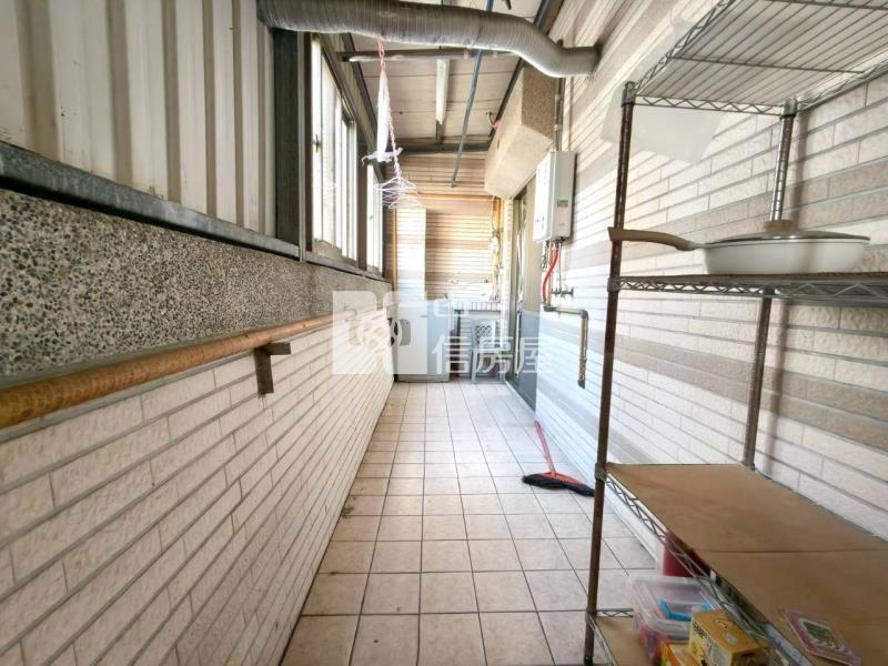 體育園區超大一房+露臺房屋室內格局與周邊環境