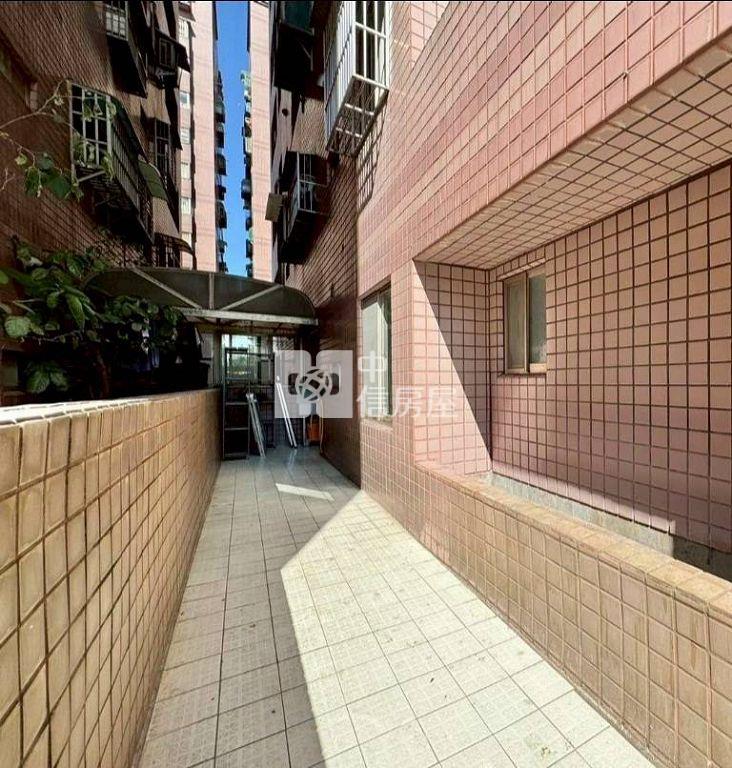 楊梅交流道電梯玫瑰村三房車(中信卓越團隊)房屋室內格局與周邊環境