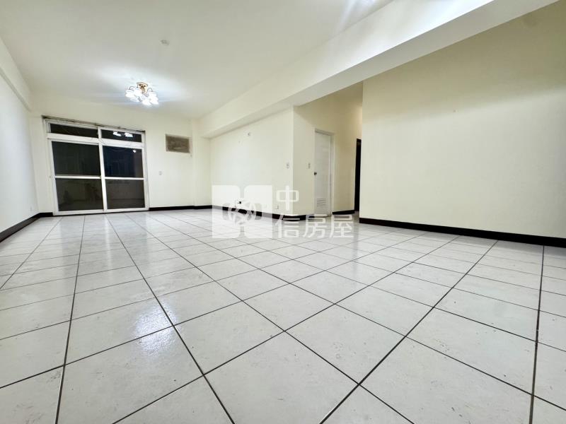 【神馬】楊梅交流道旁電梯4房車房屋室內格局與周邊環境