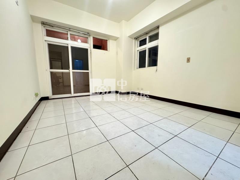 【神馬】楊梅交流道旁電梯4房車房屋室內格局與周邊環境