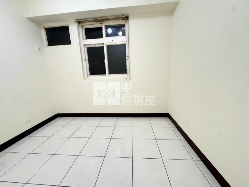 【神馬】楊梅交流道旁電梯4房車房屋室內格局與周邊環境