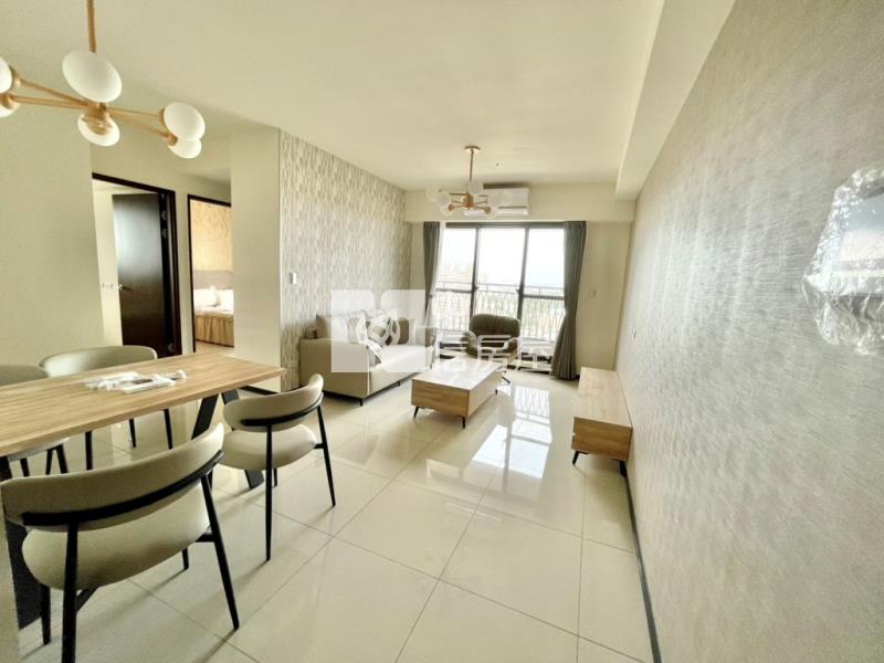 【新世紀】近龍岡商圈全新景觀電梯2房車房屋室內格局與周邊環境