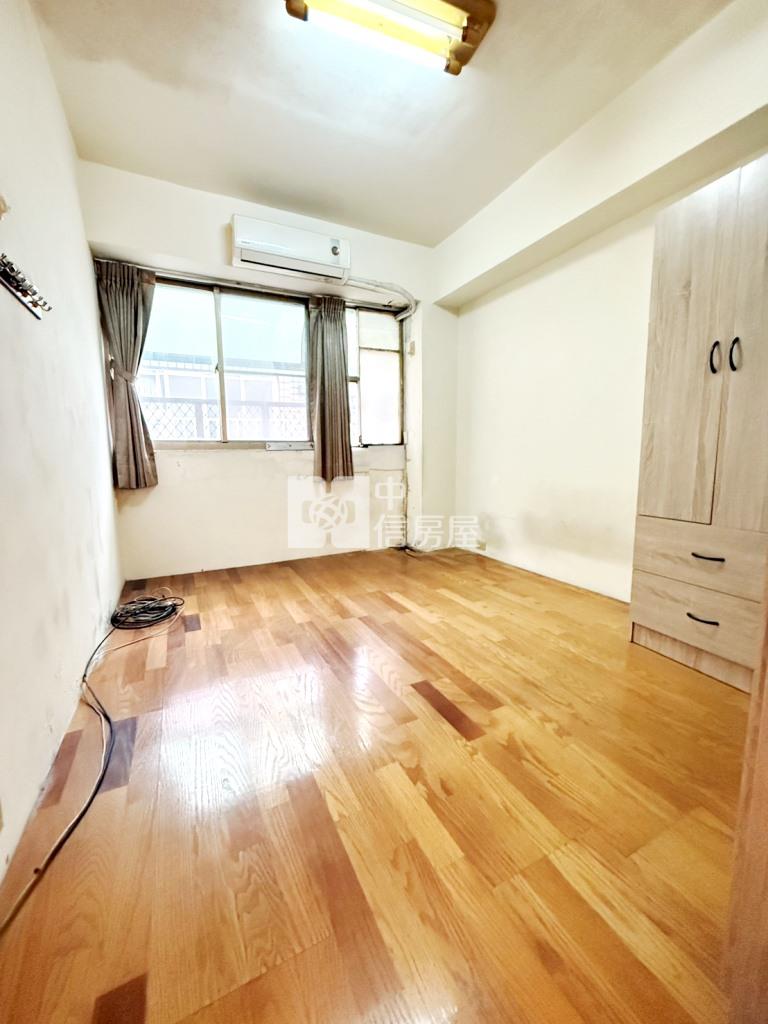 【新世紀】平興國小電梯3房車房屋室內格局與周邊環境