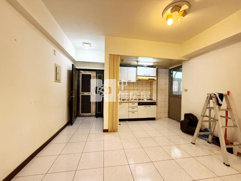 【新世紀】平興國小電梯3房車房屋室內格局與周邊環境