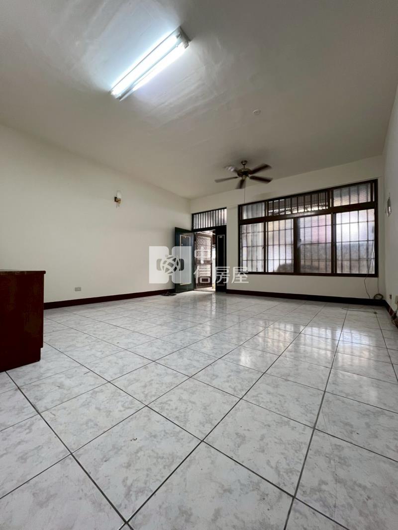 A1-59近步道漢中美墅房屋室內格局與周邊環境