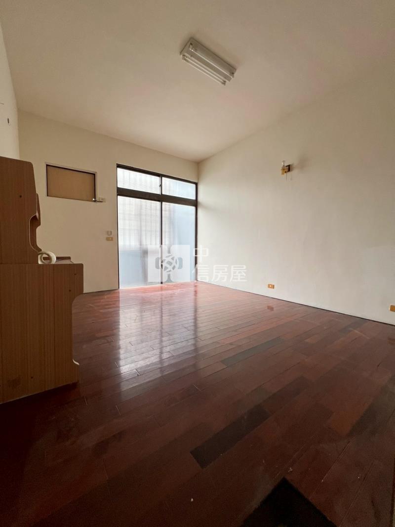 A1-59近步道漢中美墅房屋室內格局與周邊環境