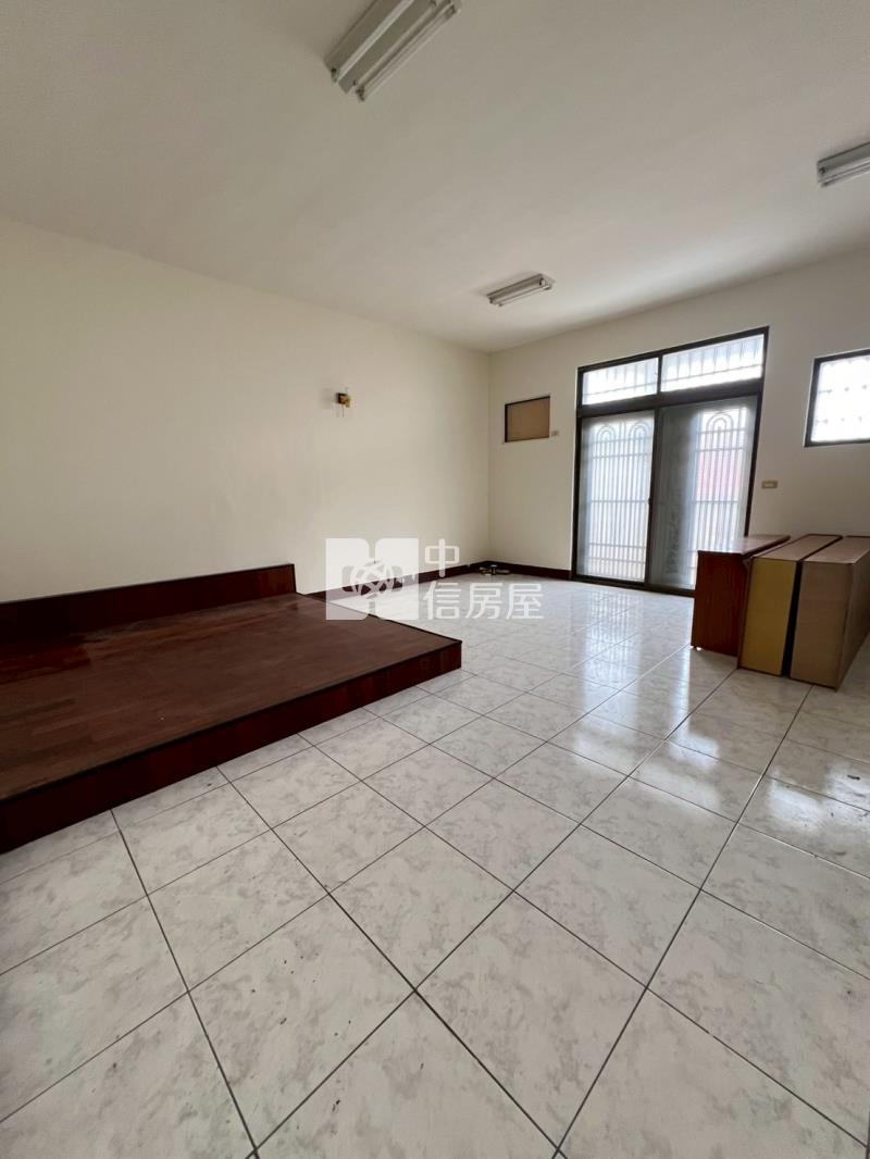 A1-59近步道漢中美墅房屋室內格局與周邊環境