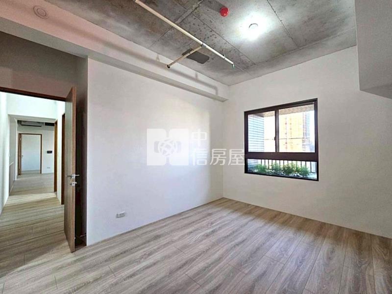 大塊森濤朝北視野全新三房雙車房屋室內格局與周邊環境