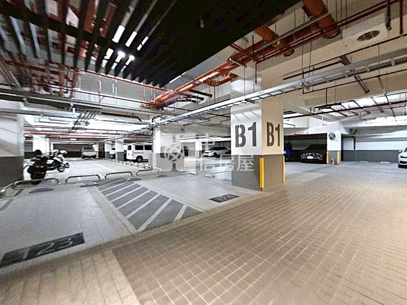 大塊森濤朝北視野全新三房雙車房屋室內格局與周邊環境