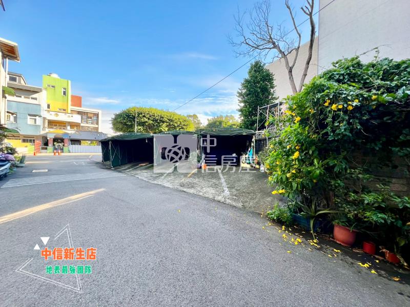 華勛市場650公尺臨12米路住宅角地房屋室內格局與周邊環境