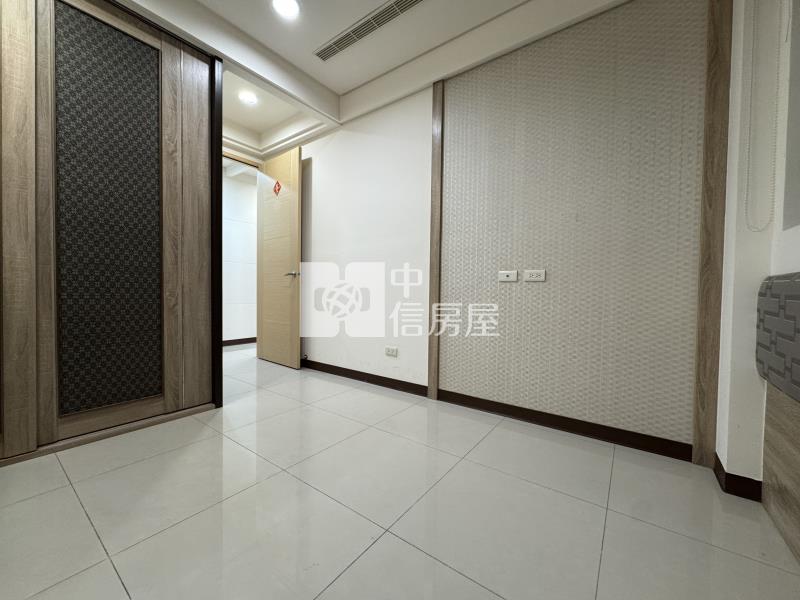 廣豐商圈竹城新城四房雙車房屋室內格局與周邊環境