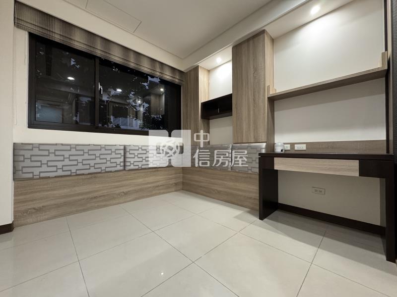 廣豐商圈竹城新城四房雙車房屋室內格局與周邊環境