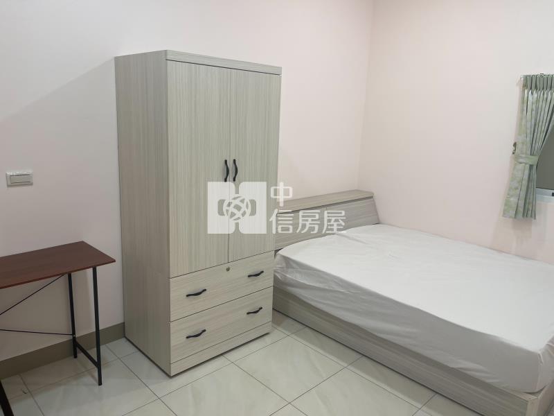 夢時代翻新透天叁樓店面房屋室內格局與周邊環境