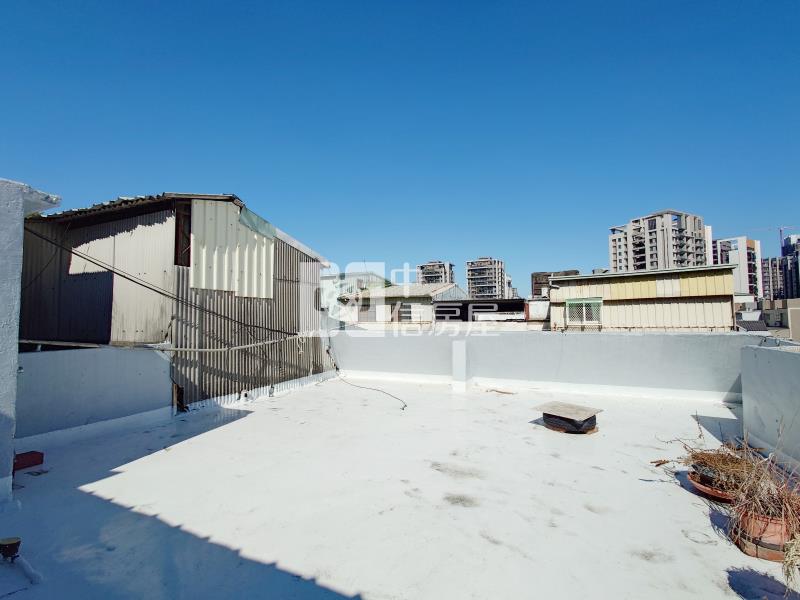 東山商圈精裝2房美寓房屋室內格局與周邊環境