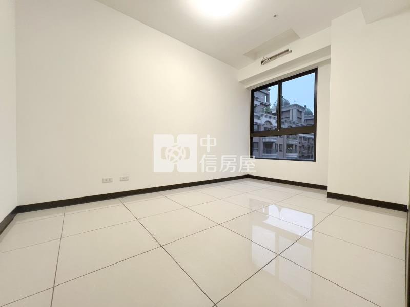 善美館高樓層4房雙車位房屋室內格局與周邊環境