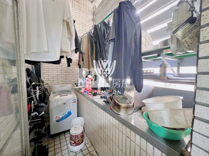 喜市前區4米5景觀4房大戶房屋室內格局與周邊環境