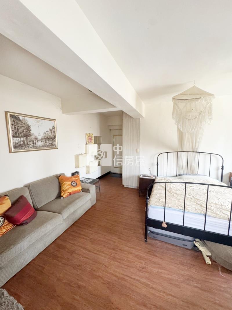 愛河?假日大廈?低總價大套房房屋室內格局與周邊環境