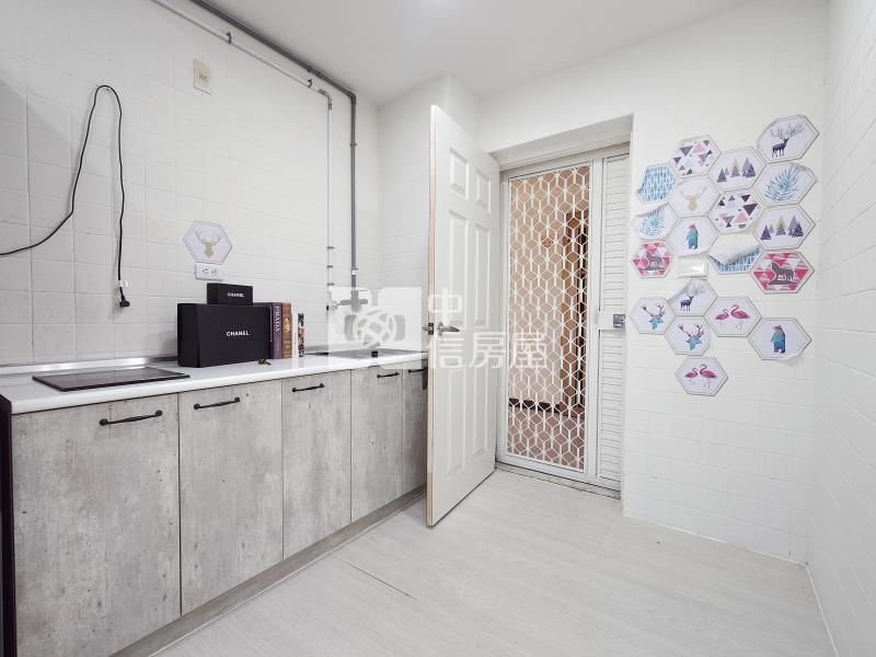 親親戲院精裝大套房房屋室內格局與周邊環境