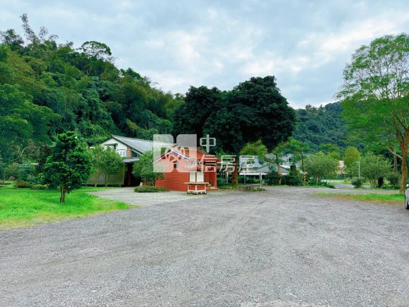 冬山仁山段近植物園足坪大面積農建地房屋室內格局與周邊環境