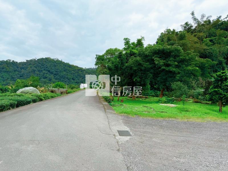 冬山仁山段近植物園足坪大面積農建地房屋室內格局與周邊環境