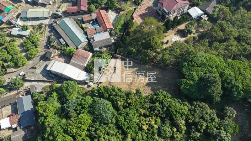 山上優靜美農地房屋室內格局與周邊環境