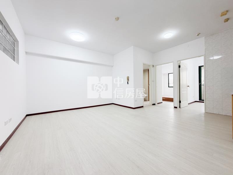 中山醫震後兩房附休旅車位房屋室內格局與周邊環境