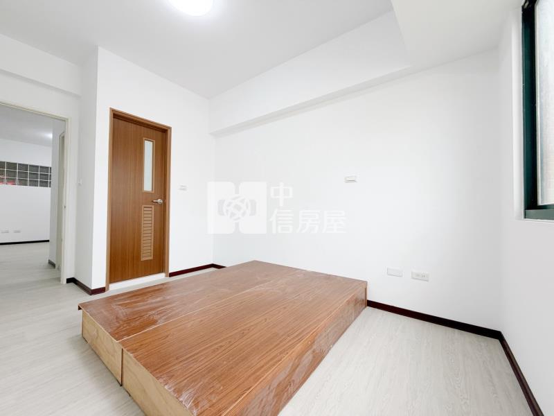 中山醫震後兩房附休旅車位房屋室內格局與周邊環境