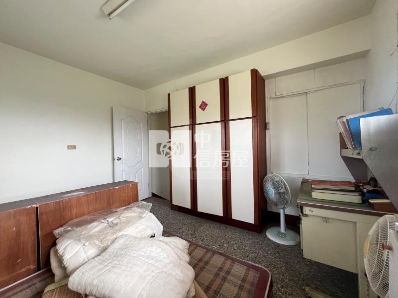 屏東房屋-演藝廳大地坪透天房屋室內格局與周邊環境