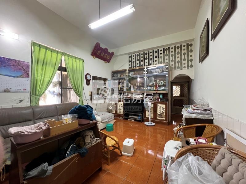 屏東房屋-演藝廳大地坪透天房屋室內格局與周邊環境