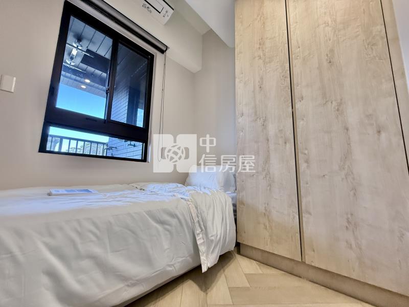 中央公園＃居住綠肺美宅｜次頂樓３房Ｂ１連號 ２平車房屋室內格局與周邊環境