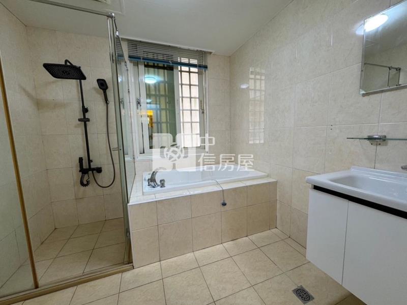 近湖口精美透天前院停車房屋室內格局與周邊環境