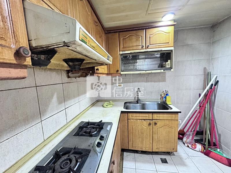 《晶顥團隊》星光市稀有3房露臺戶房屋室內格局與周邊環境