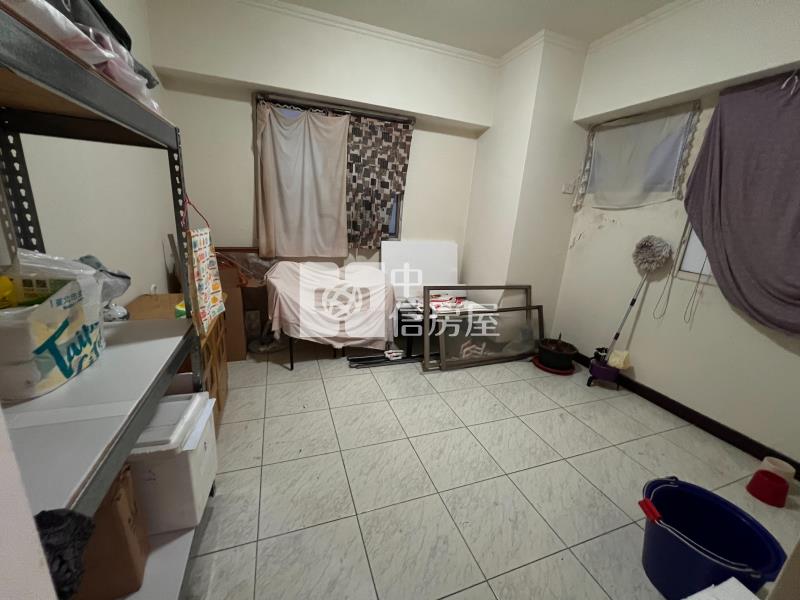 武崙國小電梯美3房房屋室內格局與周邊環境