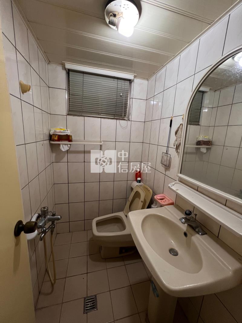 武崙國小電梯美3房房屋室內格局與周邊環境