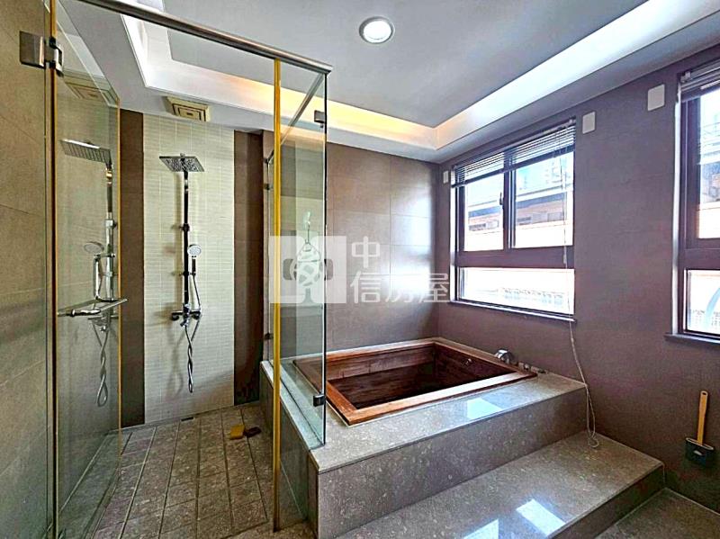 登陽館藏臨路邊間透天房屋室內格局與周邊環境