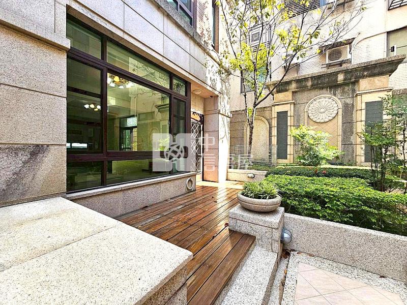 登陽館藏臨路邊間透天房屋室內格局與周邊環境