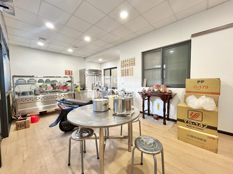 大面寬免整理平房房屋室內格局與周邊環境