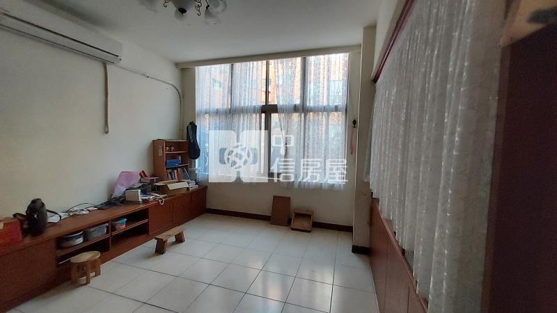 林森國小2+3樓(室內梯)4房車房屋室內格局與周邊環境