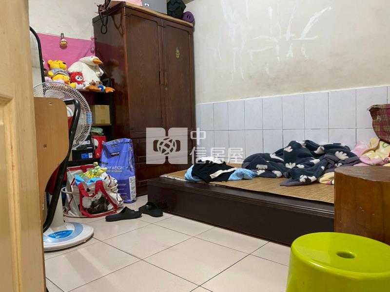 中平國中旁平房房屋室內格局與周邊環境