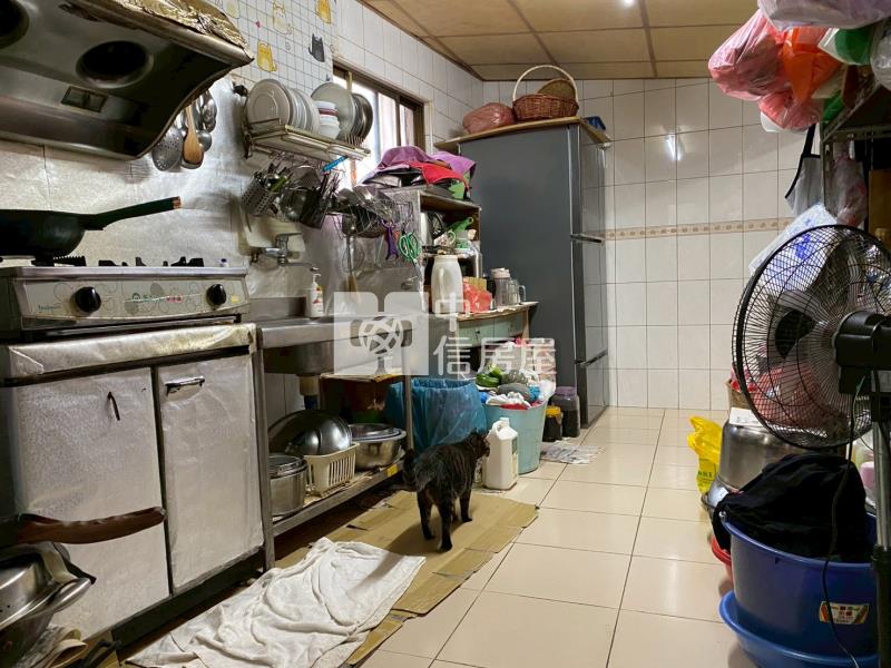 中平國中旁平房房屋室內格局與周邊環境