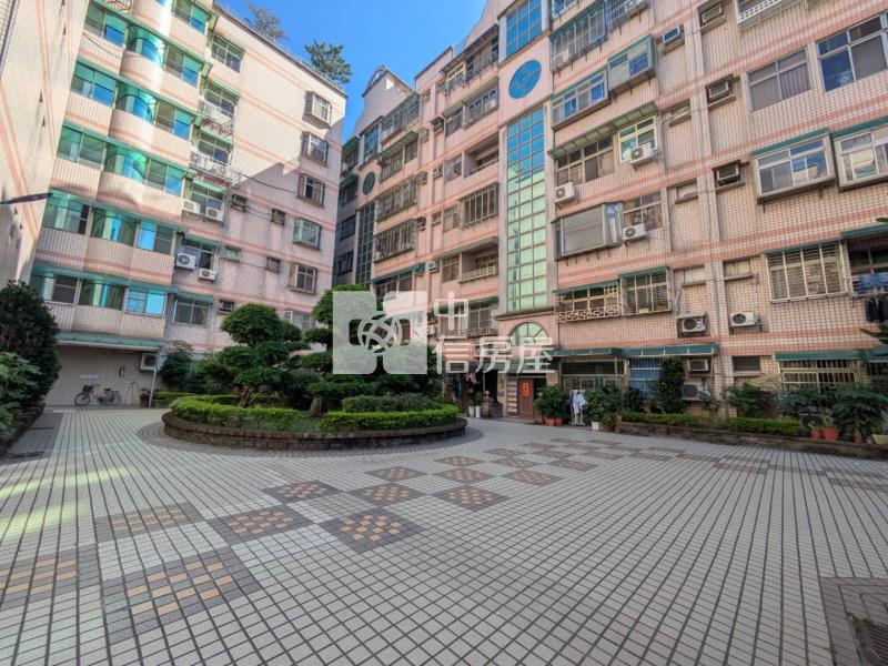 近龜山市區、龍廷社區，電梯+平車房屋室內格局與周邊環境