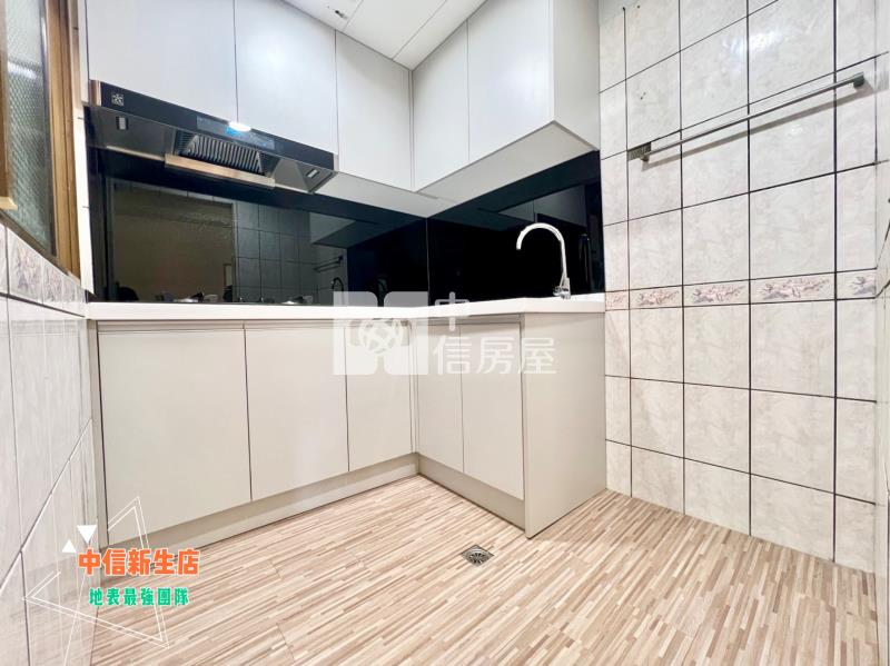 中壢體育園區電梯美裝潢3房房屋室內格局與周邊環境