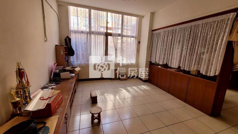 林森國小大四房車(北帝國5期)(中信卓越團隊)房屋室內格局與周邊環境