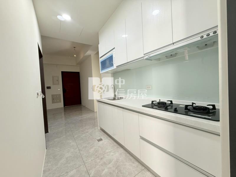 沐光全新平車三房房屋室內格局與周邊環境