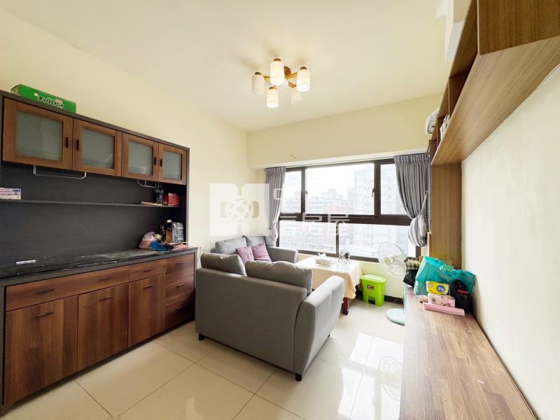 近中壢未來體育園區.未來G28站.龍慈路雙景觀2房車房屋室內格局與周邊環境