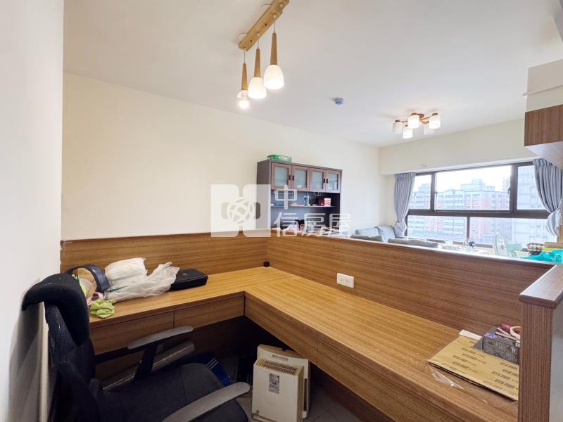 近中壢未來體育園區.未來G28站.龍慈路雙景觀2房車房屋室內格局與周邊環境